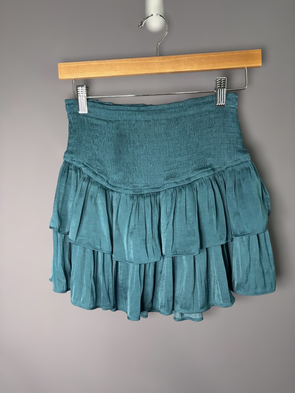 Entro Teal Blue Tiered Ruffle Smocked Skort Small